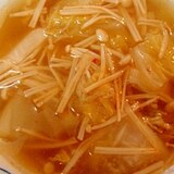 白菜・大根・えのきのピリ辛スープ